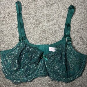 Victoria's Secret Green Lace Bra